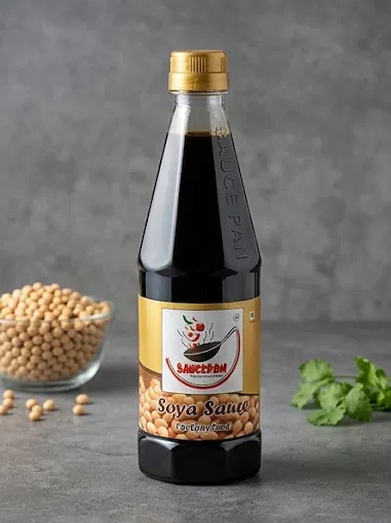 Saucepan Sauces Soya Sauce 700 g, front
